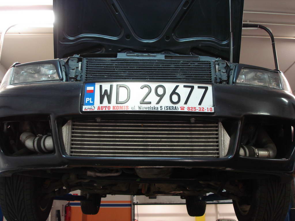 Audi_A4_Sedan_GT28RS_34.jpg